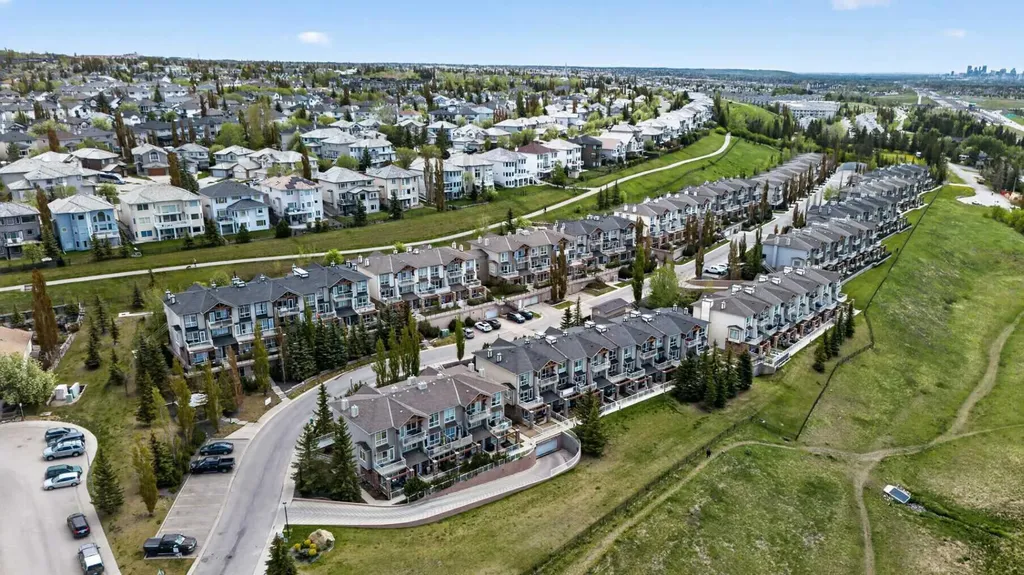 108 Rockyledge View NW Calgary AB T3G5X2