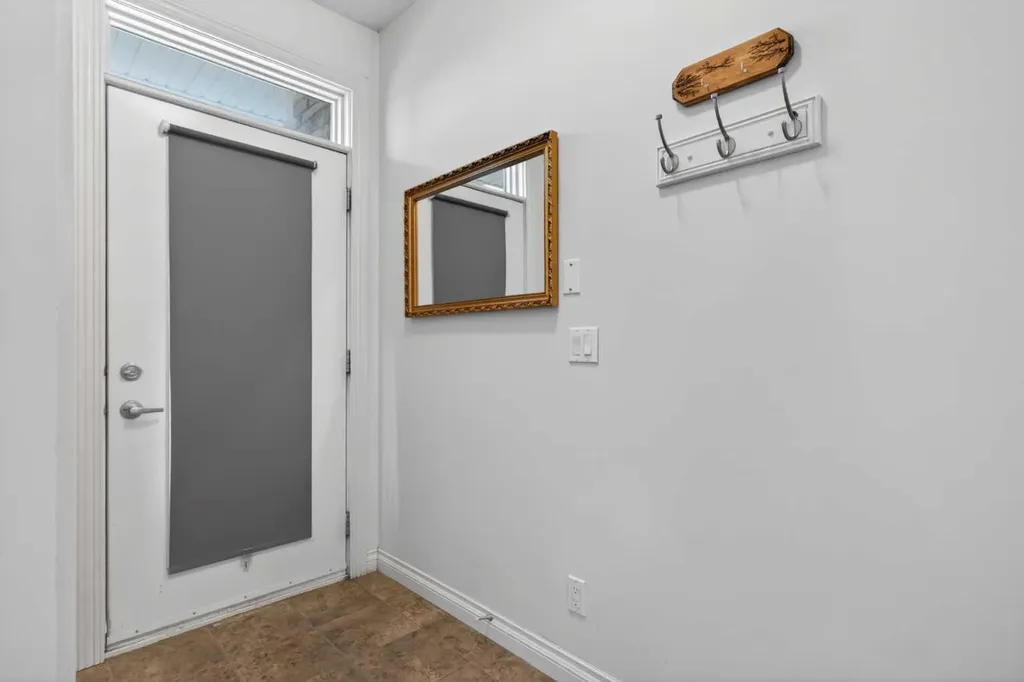 108 Rockyledge View NW Calgary AB T3G5X2