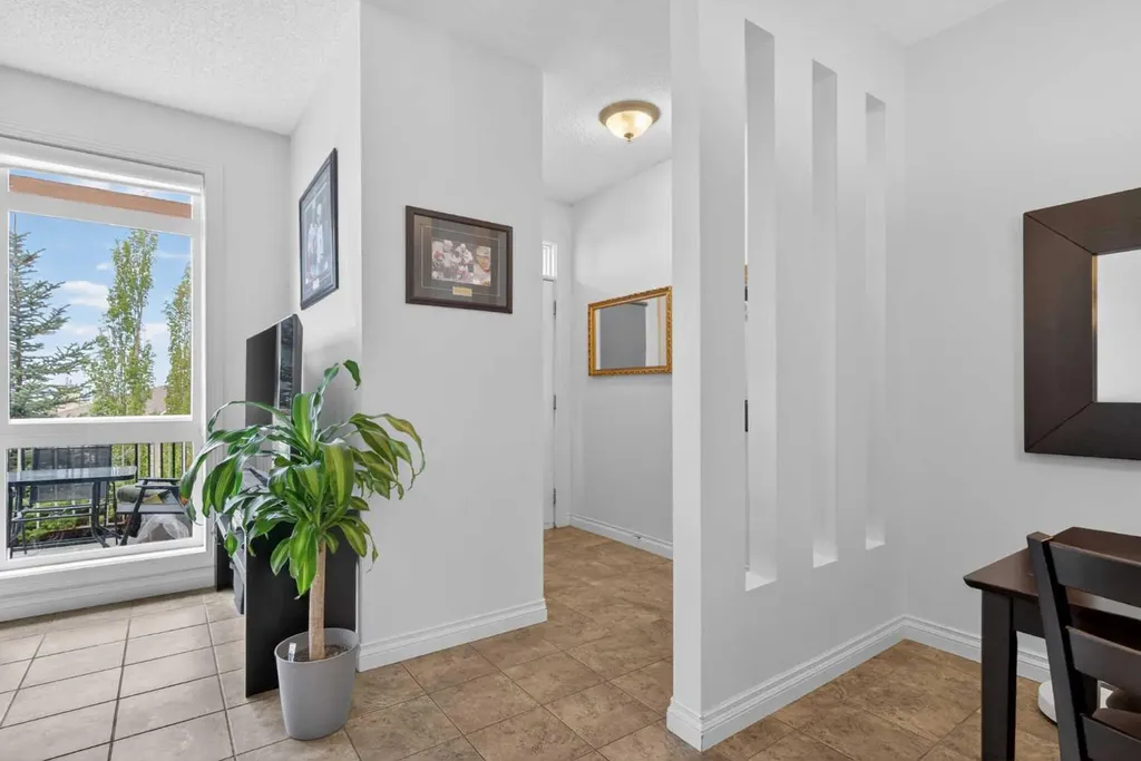 108 Rockyledge View NW Calgary AB T3G5X2