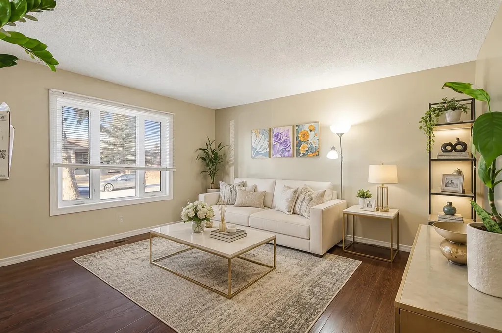 24 Bedford Road NE Calgary AB T3K 2K8