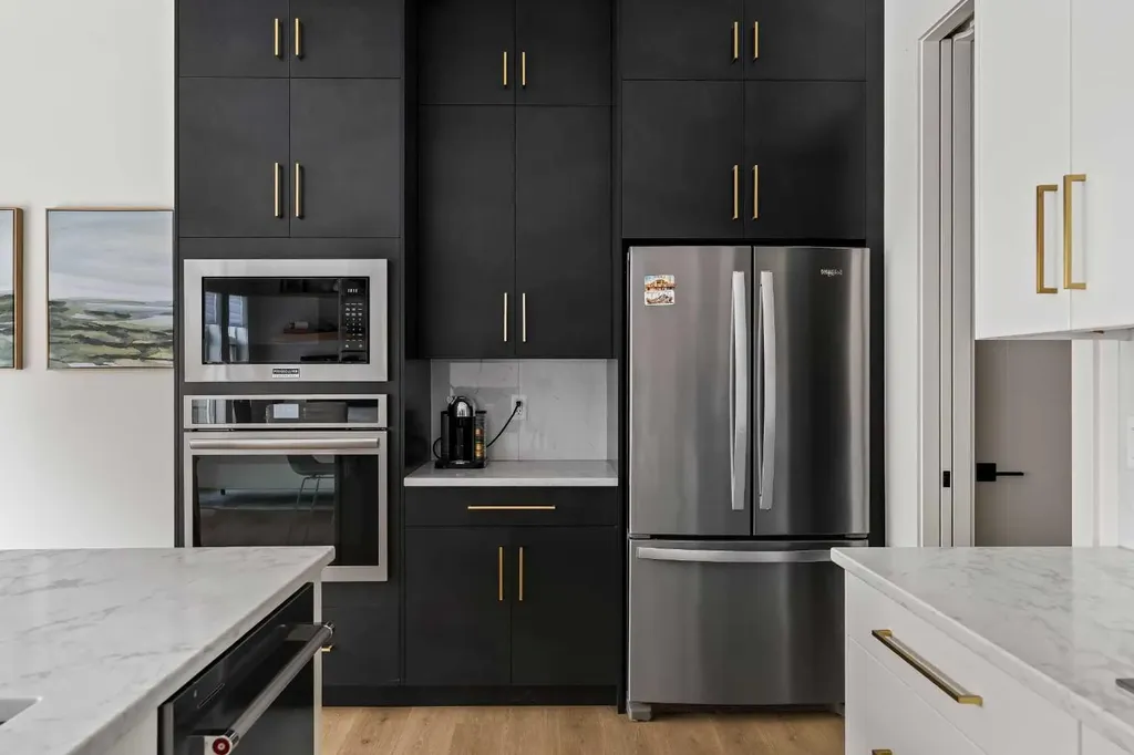 68 Cranbrook Cape SE Calgary AB T3M 3L5