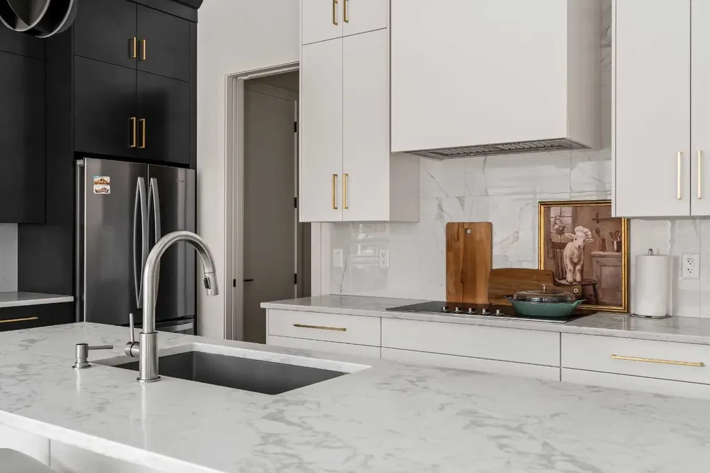 68 Cranbrook Cape SE Calgary AB T3M 3L5