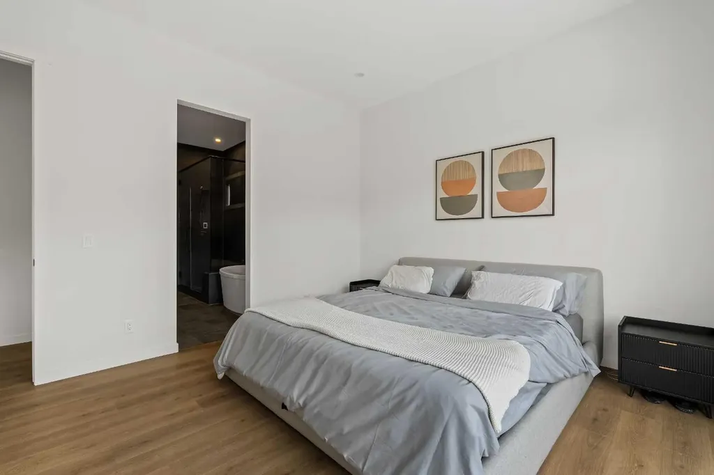 68 Cranbrook Cape SE Calgary AB T3M 3L5