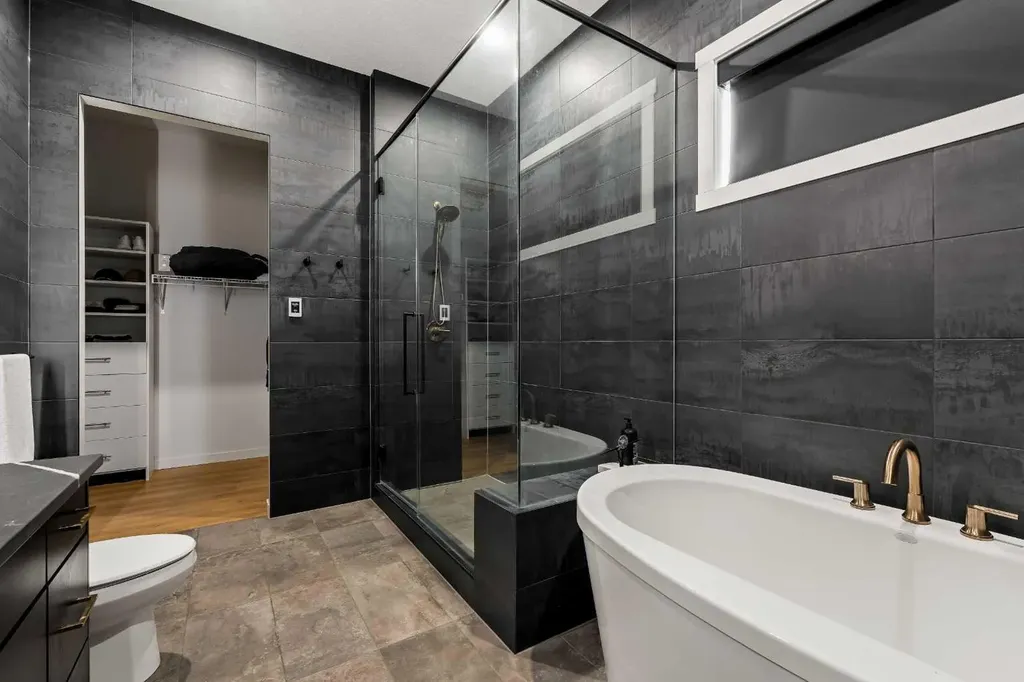 68 Cranbrook Cape SE Calgary AB T3M 3L5
