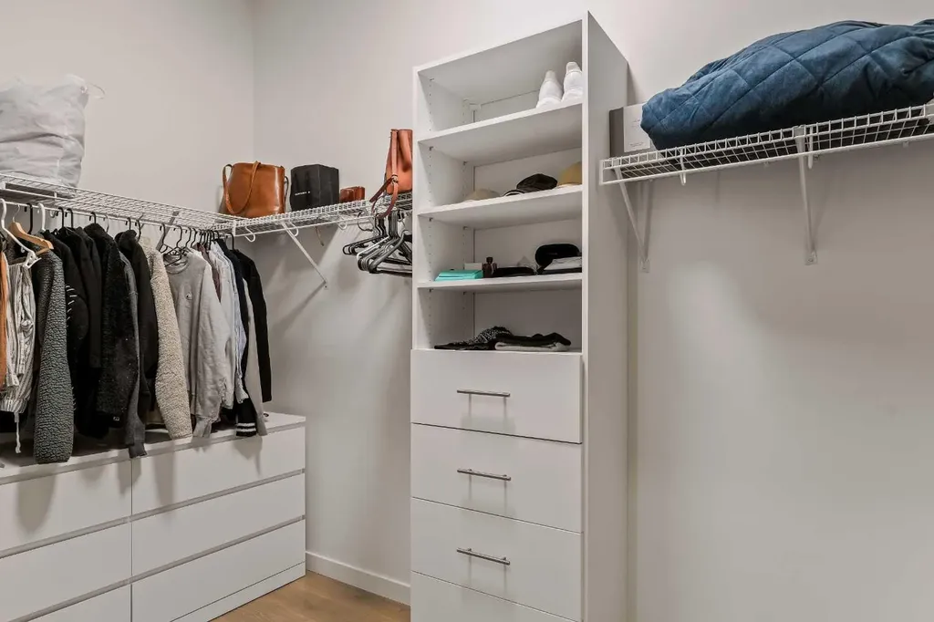 68 Cranbrook Cape SE Calgary AB T3M 3L5