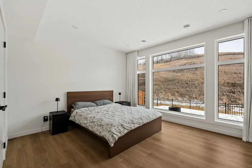 68 Cranbrook Cape SE Calgary AB T3M 3L5
