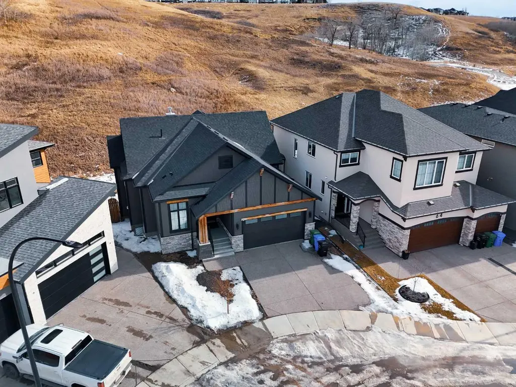 68 Cranbrook Cape SE Calgary AB T3M 3L5
