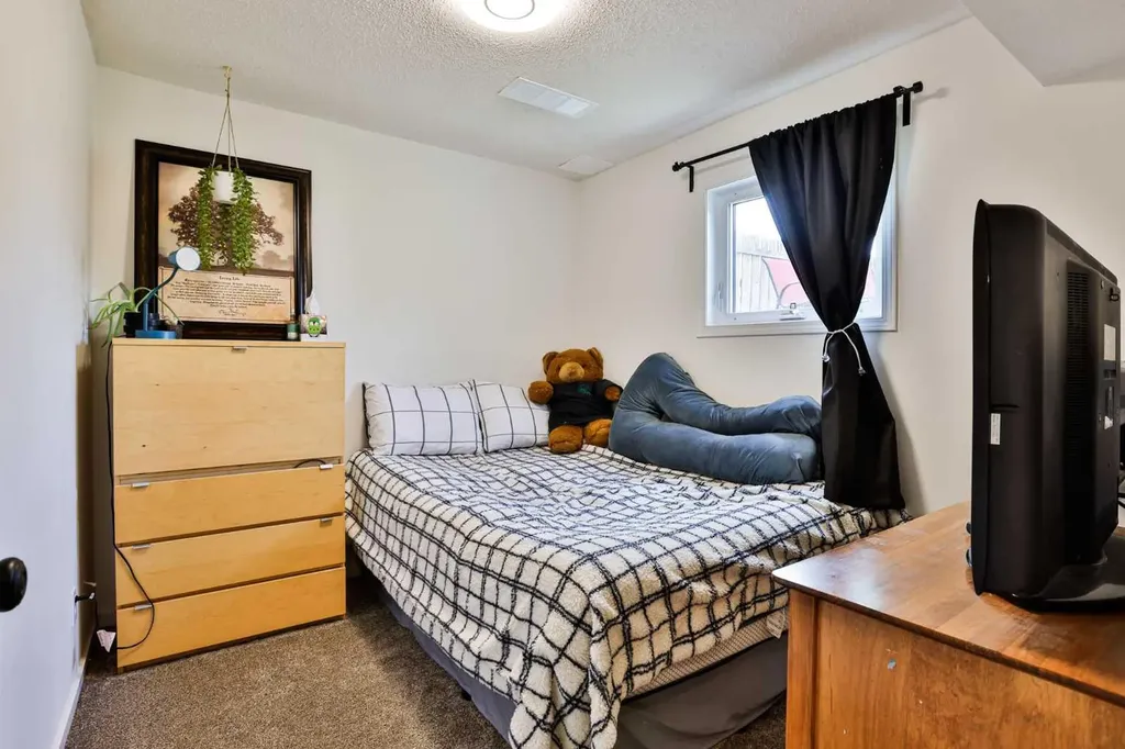 65 Princeton Crescent W Lethbridge AB T1K 4S5