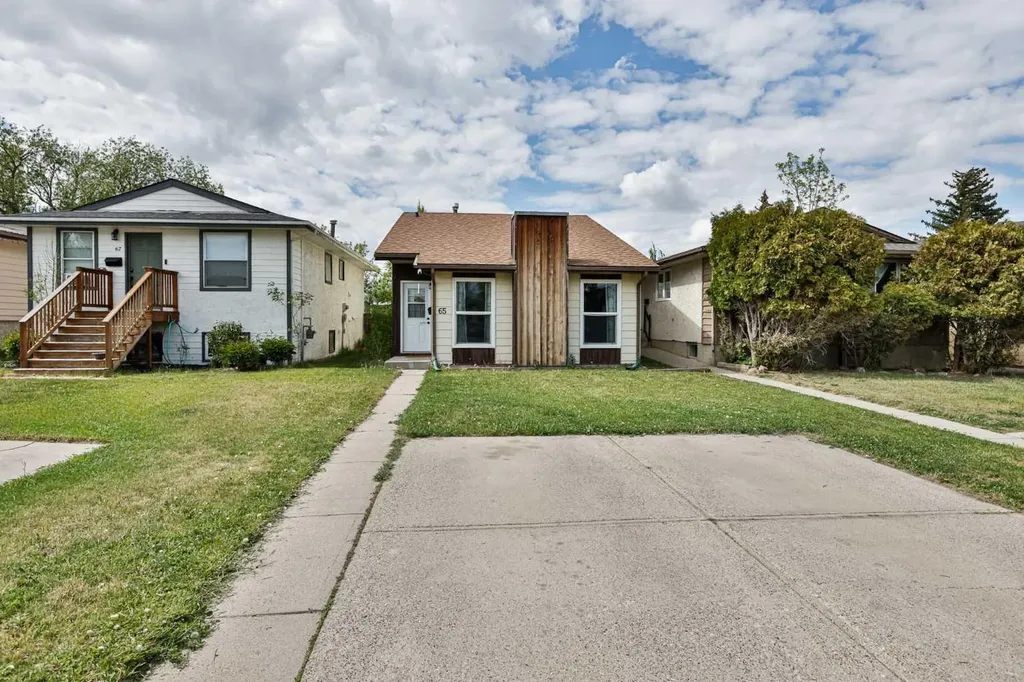65 Princeton Crescent W Lethbridge AB T1K 4S5