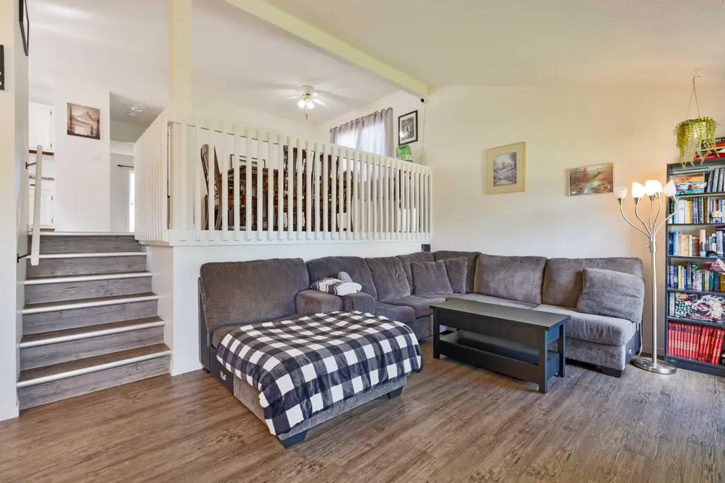 65 Princeton Crescent W Lethbridge AB T1K 4S5