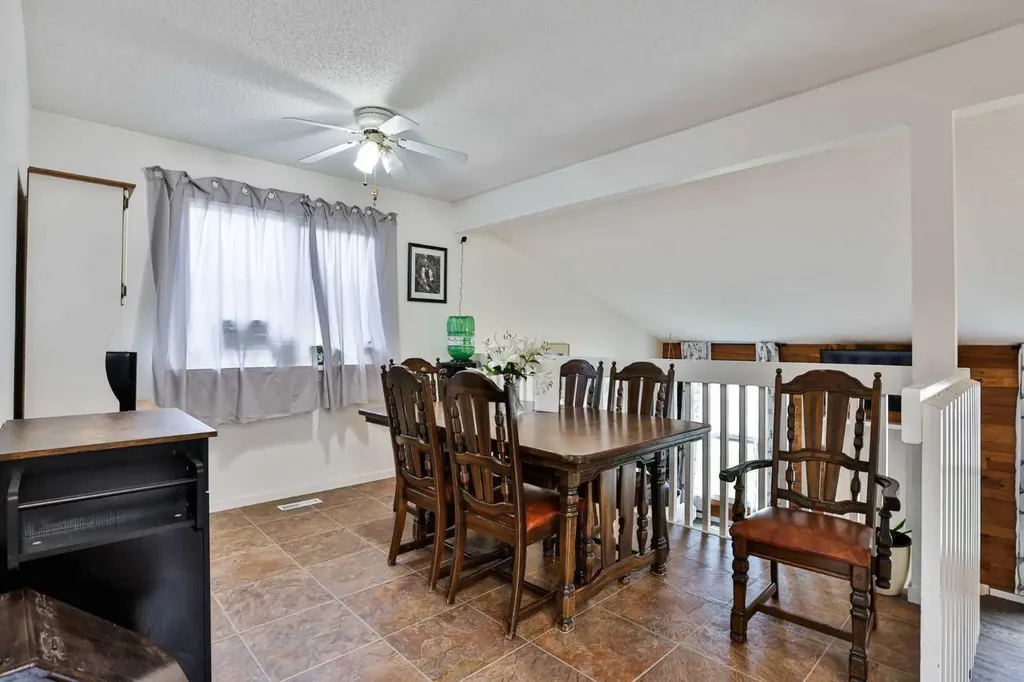 65 Princeton Crescent W Lethbridge AB T1K 4S5