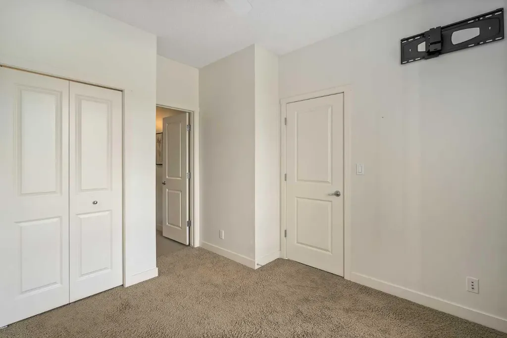 175 Silverado Boulevard SW Calgary AB T2X 0V5