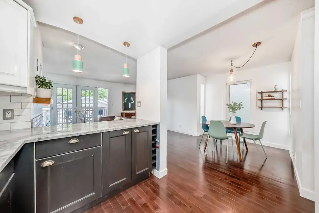 2235 7 Avenue Calgary AB T2N0Z9