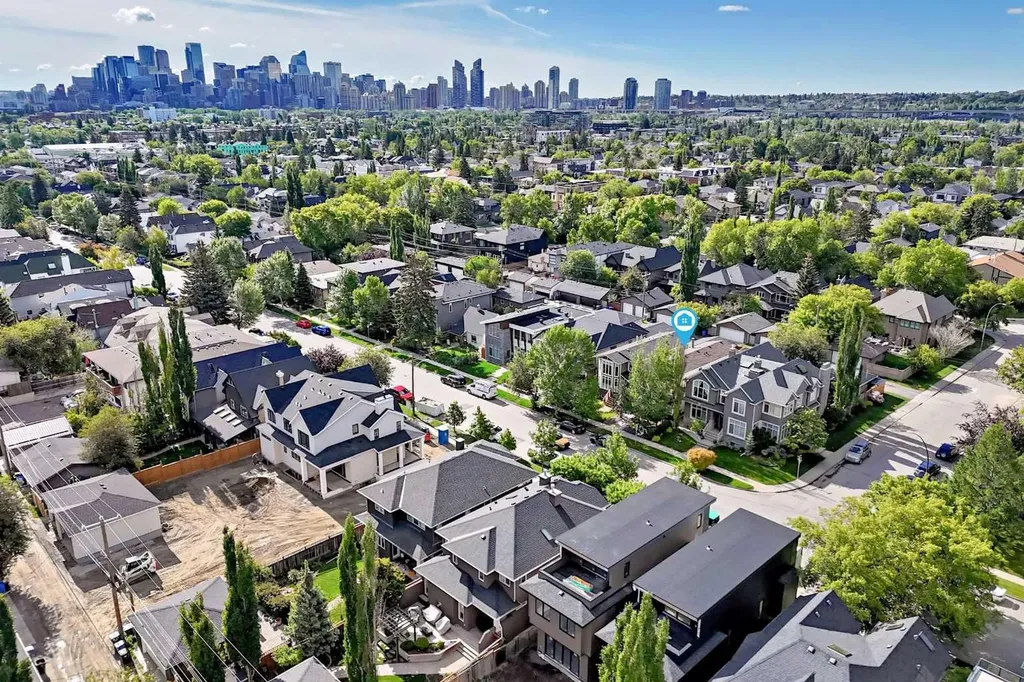 2235 7 Avenue Calgary AB T2N0Z9