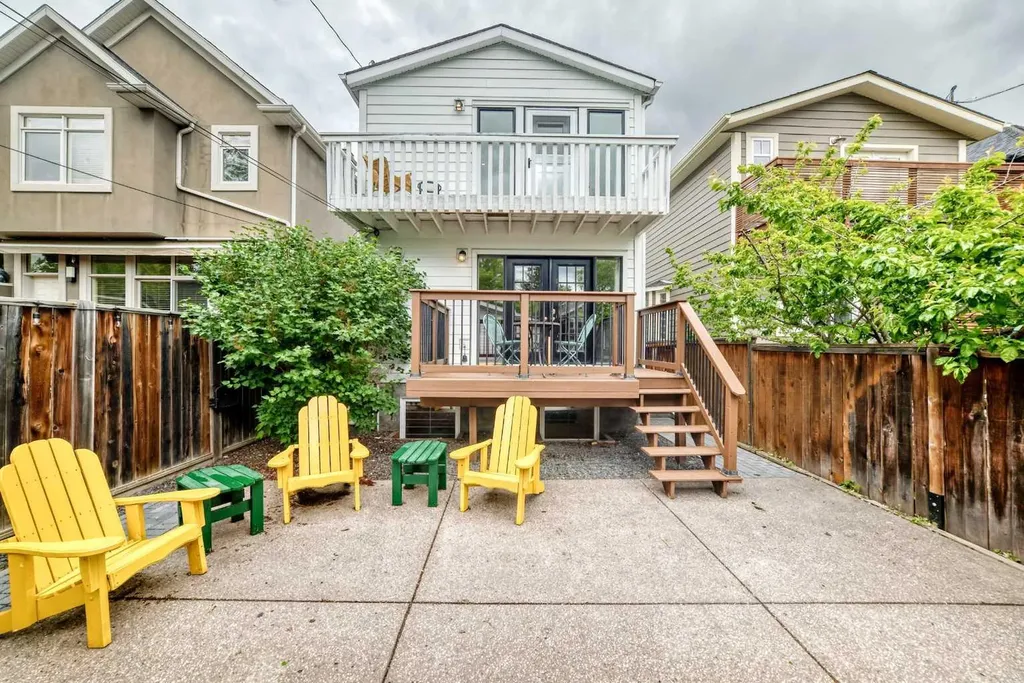 2235 7 Avenue Calgary AB T2N0Z9