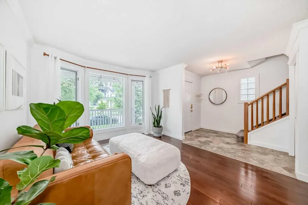 2235 7 Avenue Calgary AB T2N0Z9