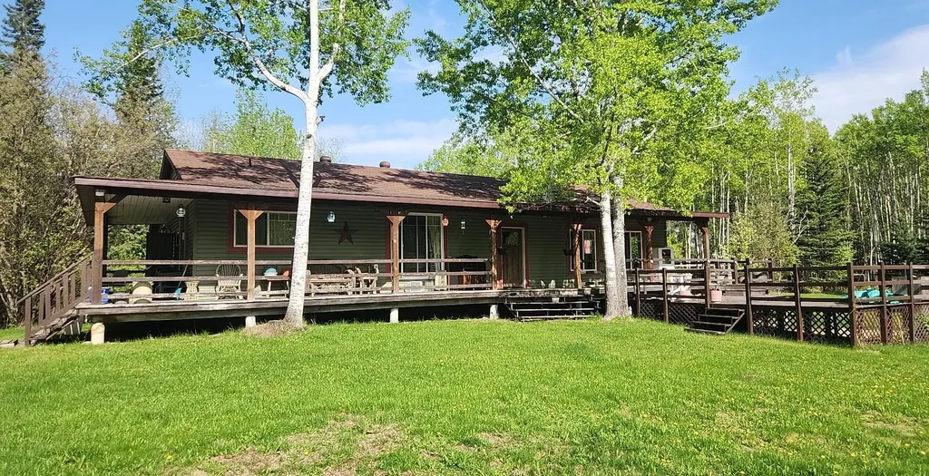 76517 Rrd 143a N Rural Big Lakes County AB T0G 1C0