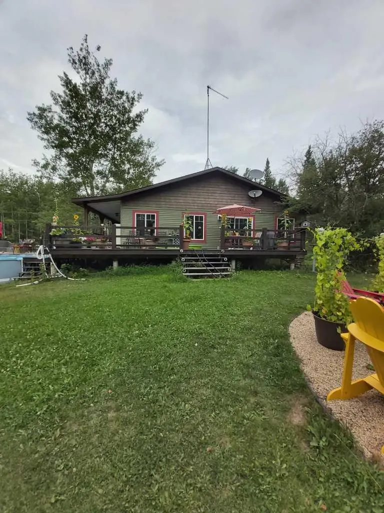 76517 Rrd 143a N Rural Big Lakes County AB T0G 1C0