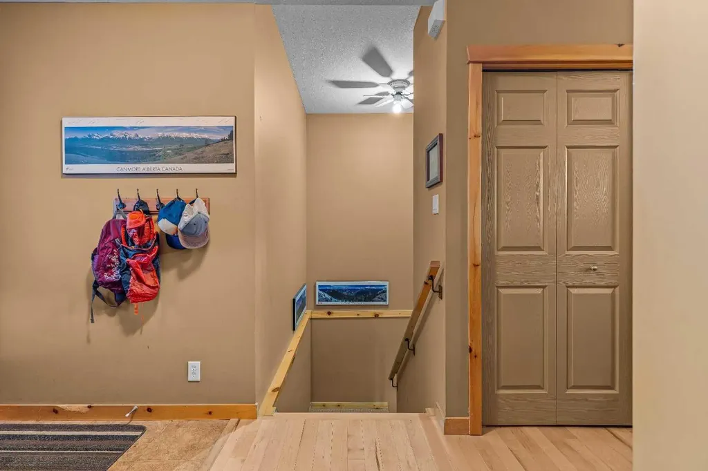 70 Dyrgas Gate Canmore AB T1W 3J6
