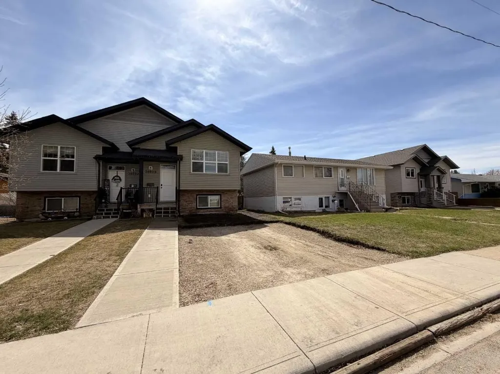 B 3809 46 Street Red Deer AB T4N1L7
