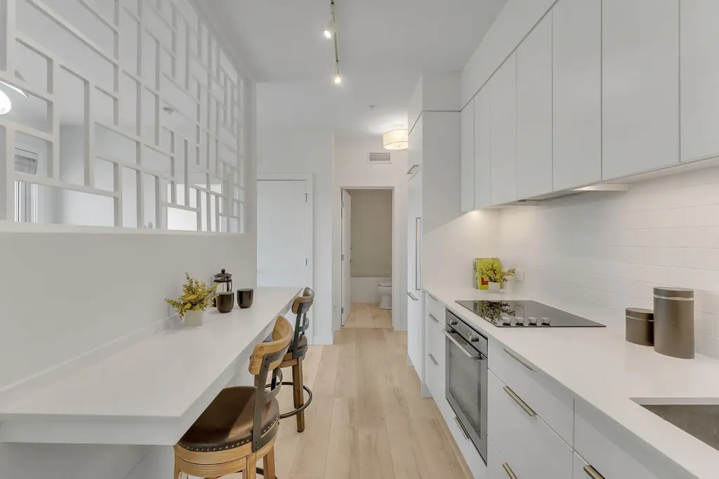 3125 39 Street NW Calgary AB T3B 6H5