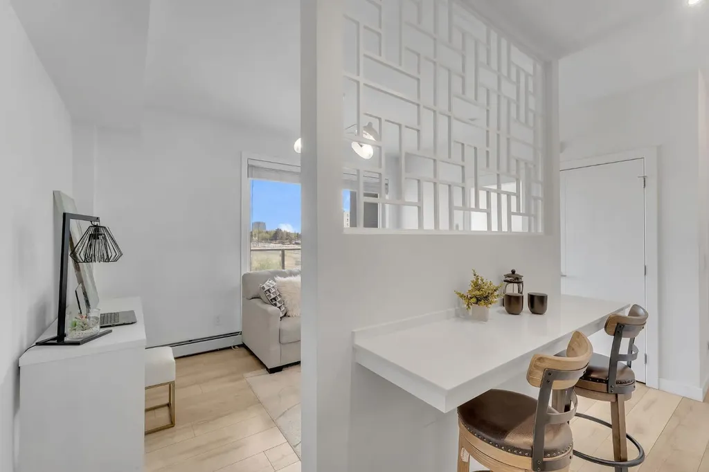 3125 39 Street NW Calgary AB T3B 6H5
