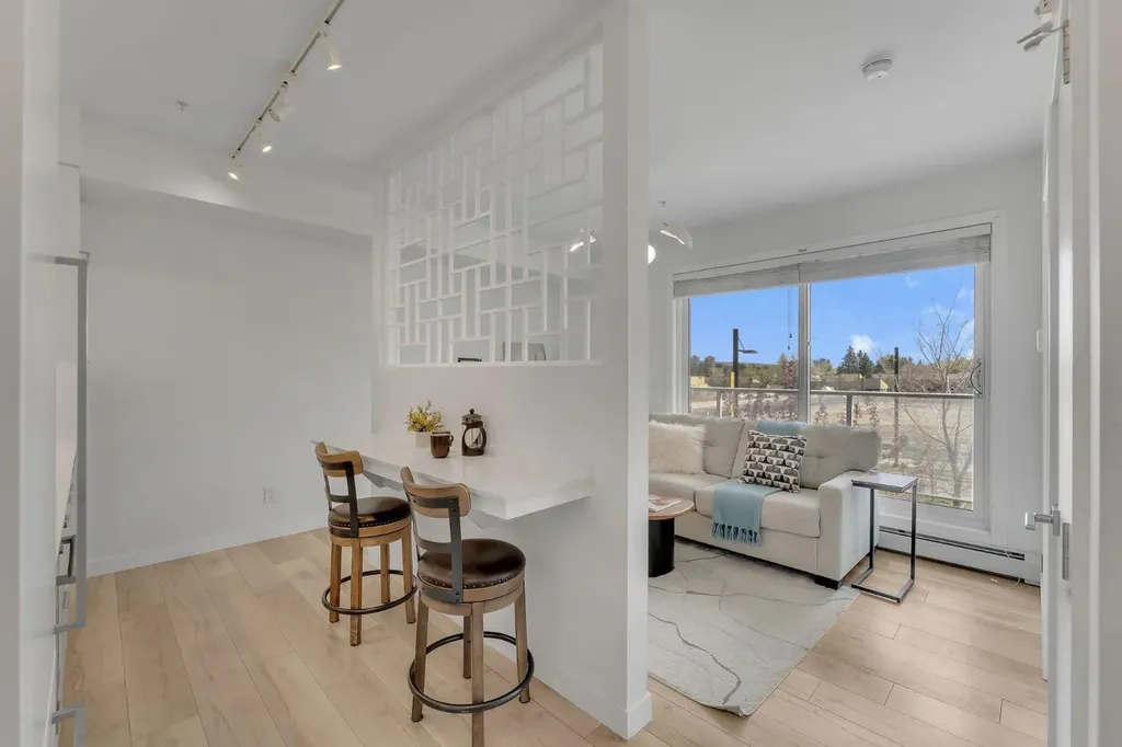 3125 39 Street NW Calgary AB T3B 6H5