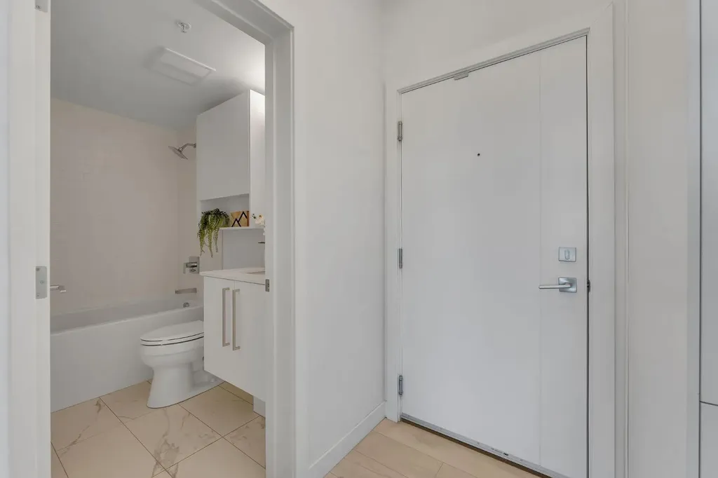 3125 39 Street NW Calgary AB T3B 6H5
