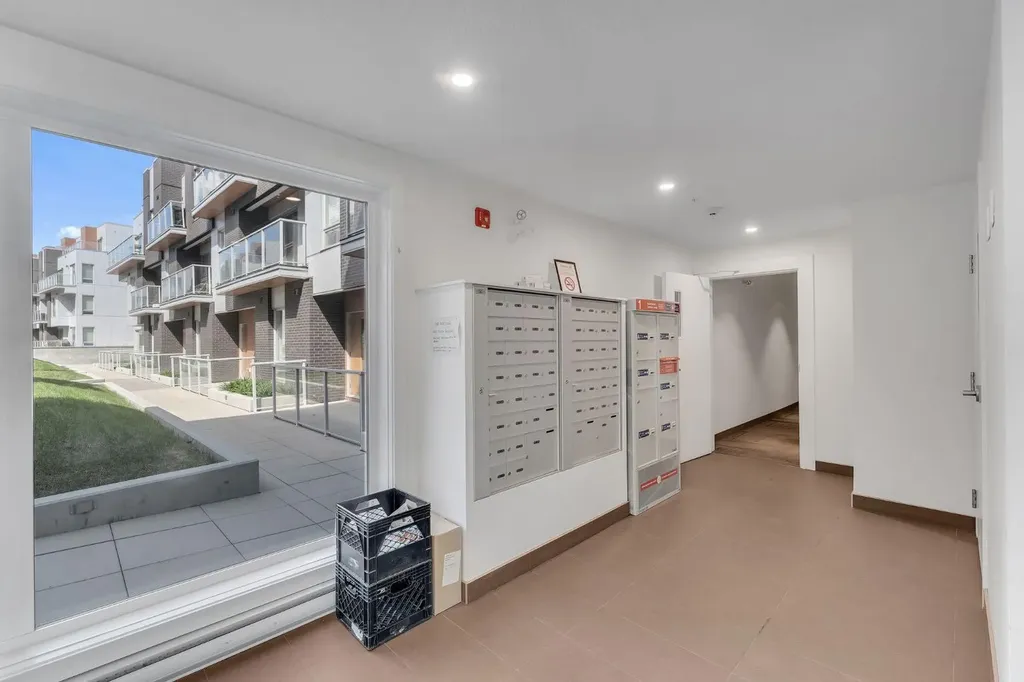 3125 39 Street NW Calgary AB T3B 6H5