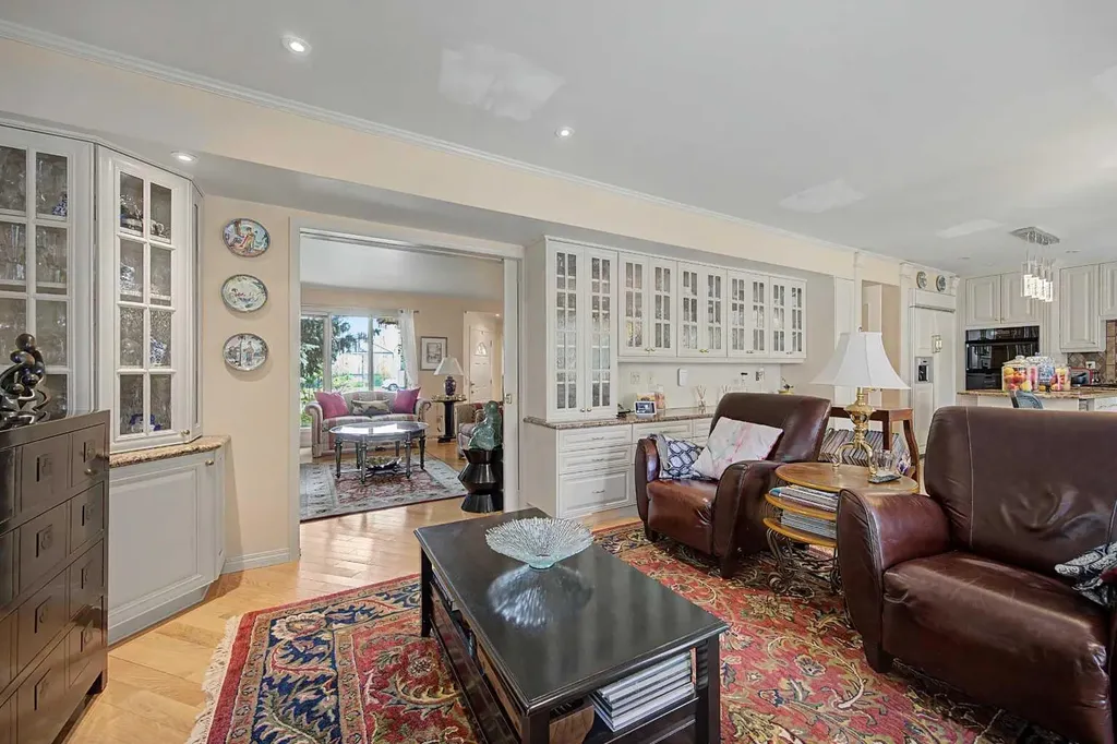 2020 Sirocco Drive SW Calgary AB T3H 2M9