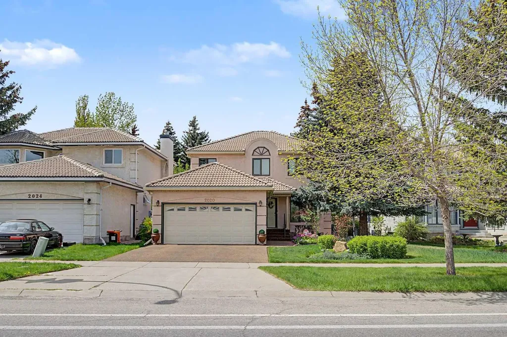 2020 Sirocco Drive SW Calgary AB T3H 2M9