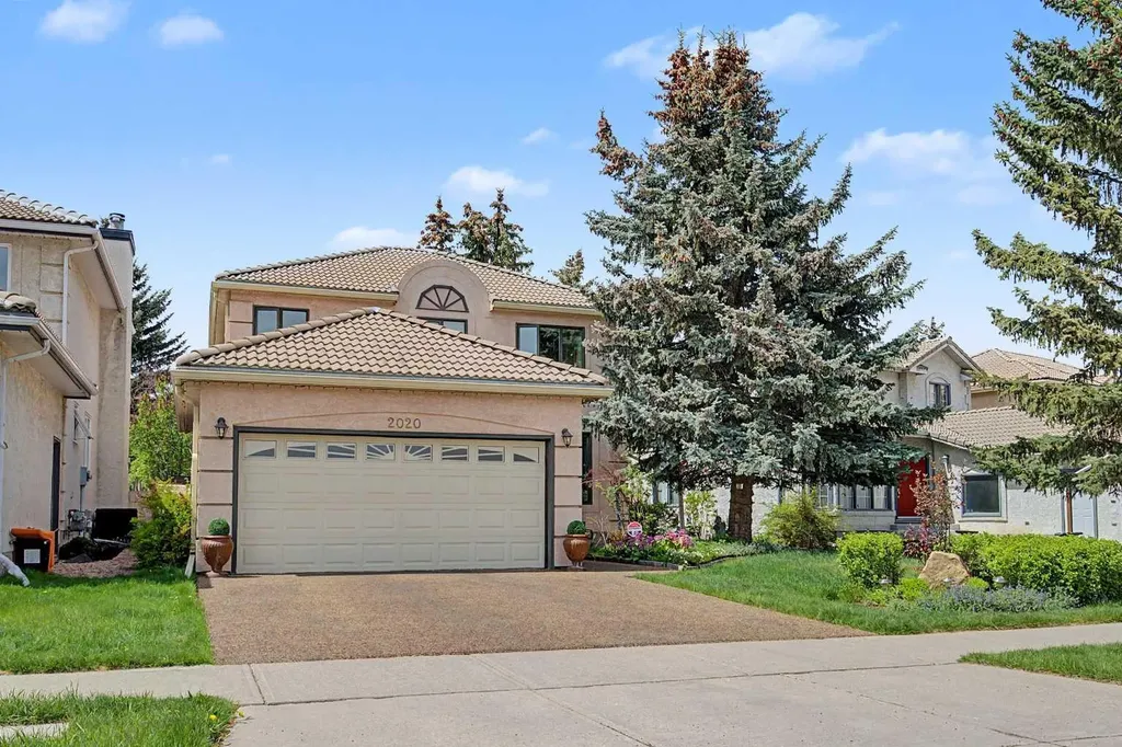 2020 Sirocco Drive SW Calgary AB T3H 2M9