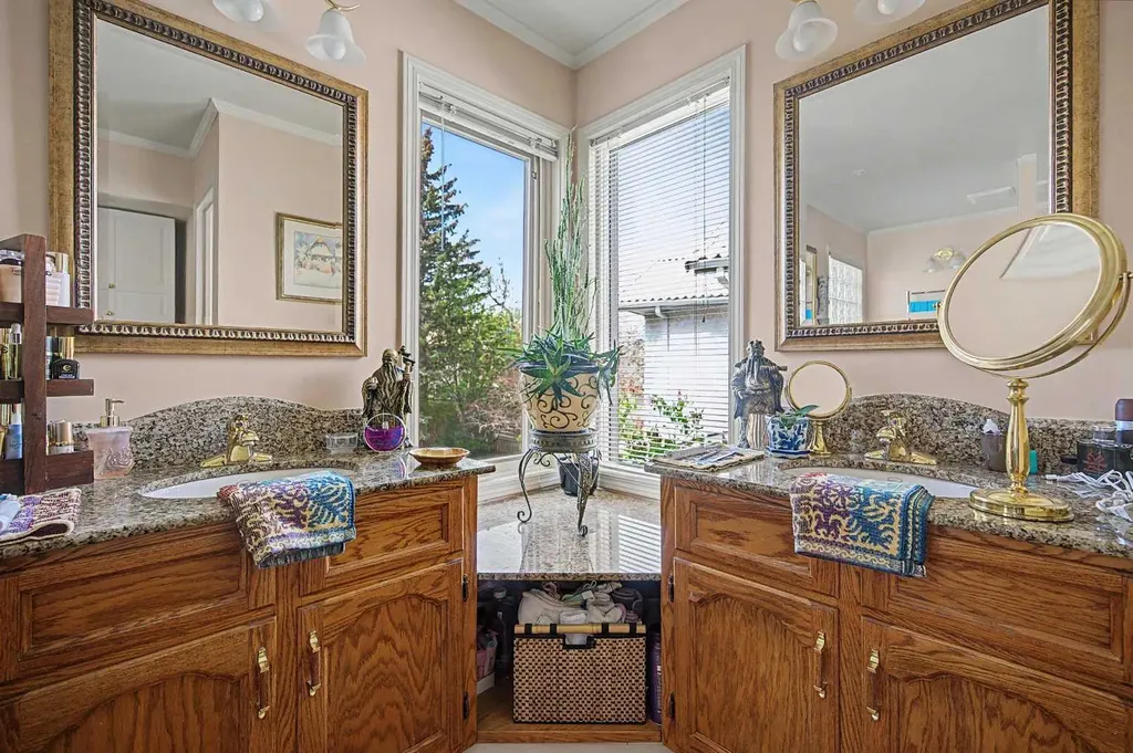 2020 Sirocco Drive SW Calgary AB T3H 2M9
