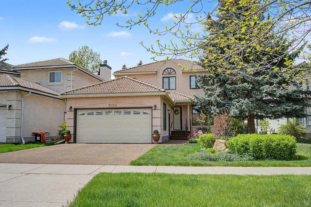 2020 Sirocco Drive SW Calgary AB T3H 2M9