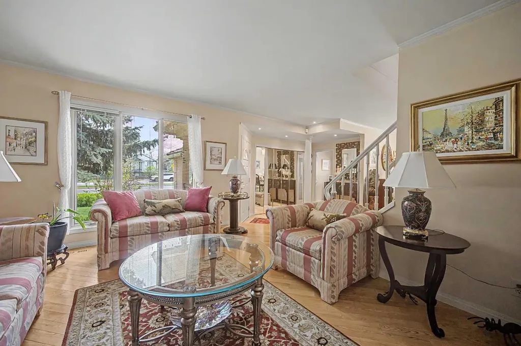 2020 Sirocco Drive SW Calgary AB T3H 2M9