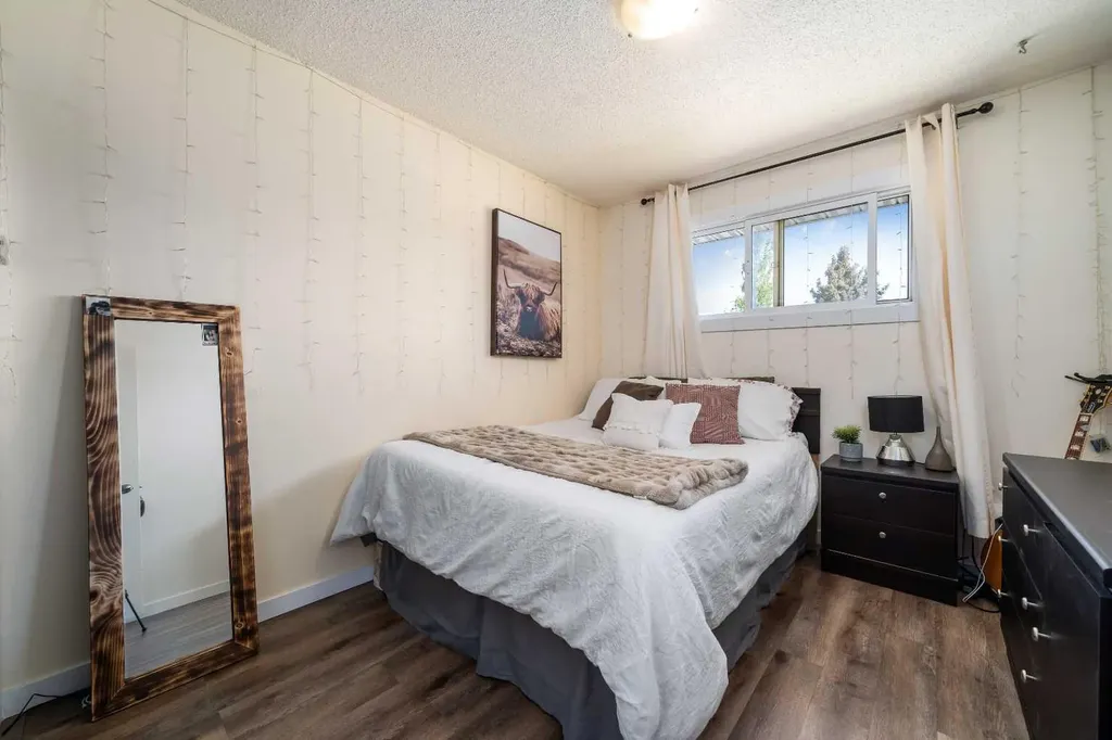 4734 60 Avenue Taber AB T1G 1E9