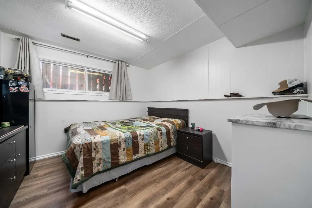 4734 60 Avenue Taber AB T1G 1E9