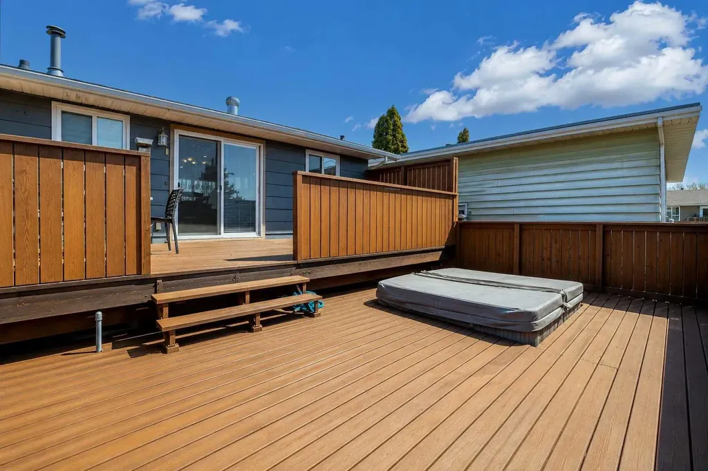 4734 60 Avenue Taber AB T1G 1E9