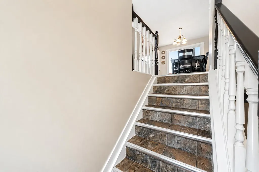 4734 60 Avenue Taber AB T1G 1E9