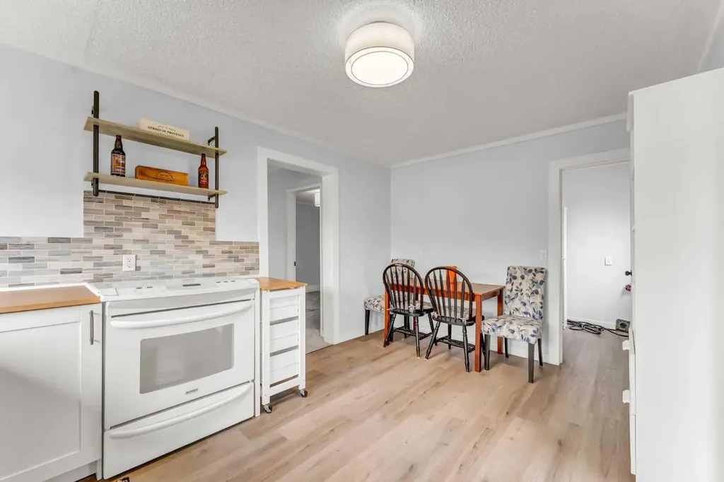 837 Main Street S Redcliff AB T0J 2P0