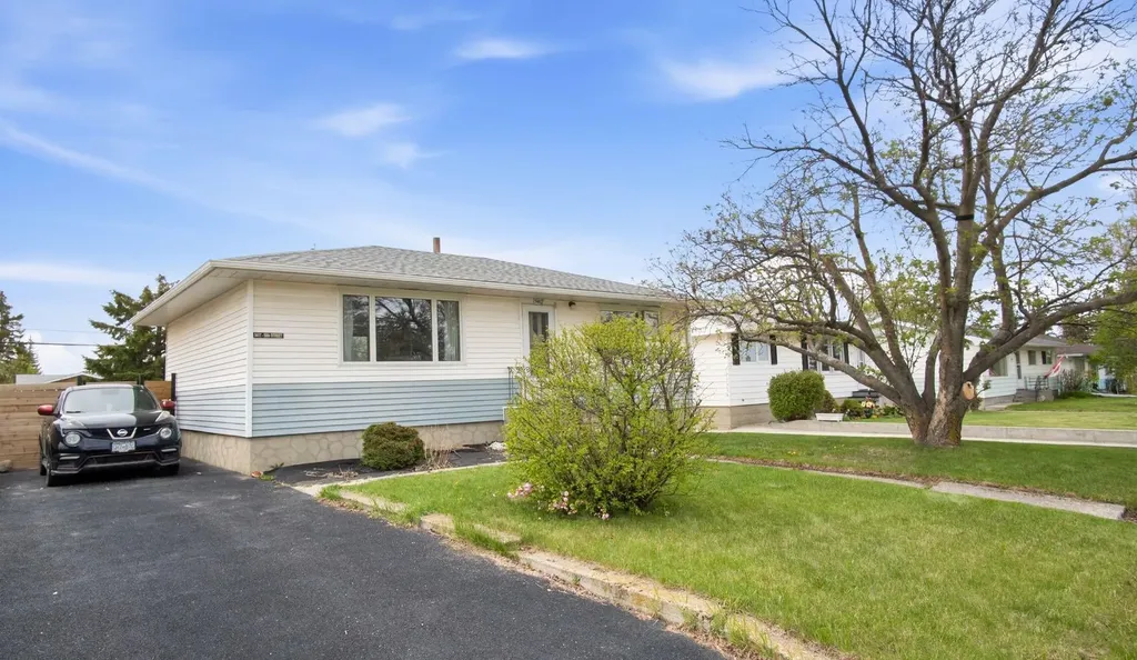5417 50 Street Olds AB T4H1J1