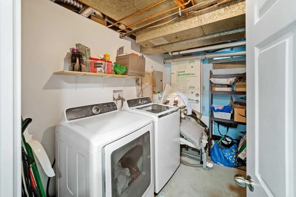 5516 Taylor Crescent NE Calgary AB T2K 3V8
