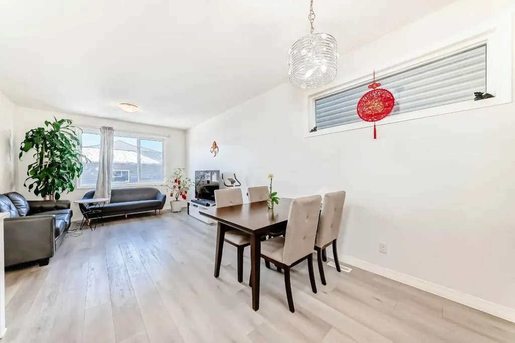 108 Wolf Creek Manor SE Calgary AB T2X 4A1