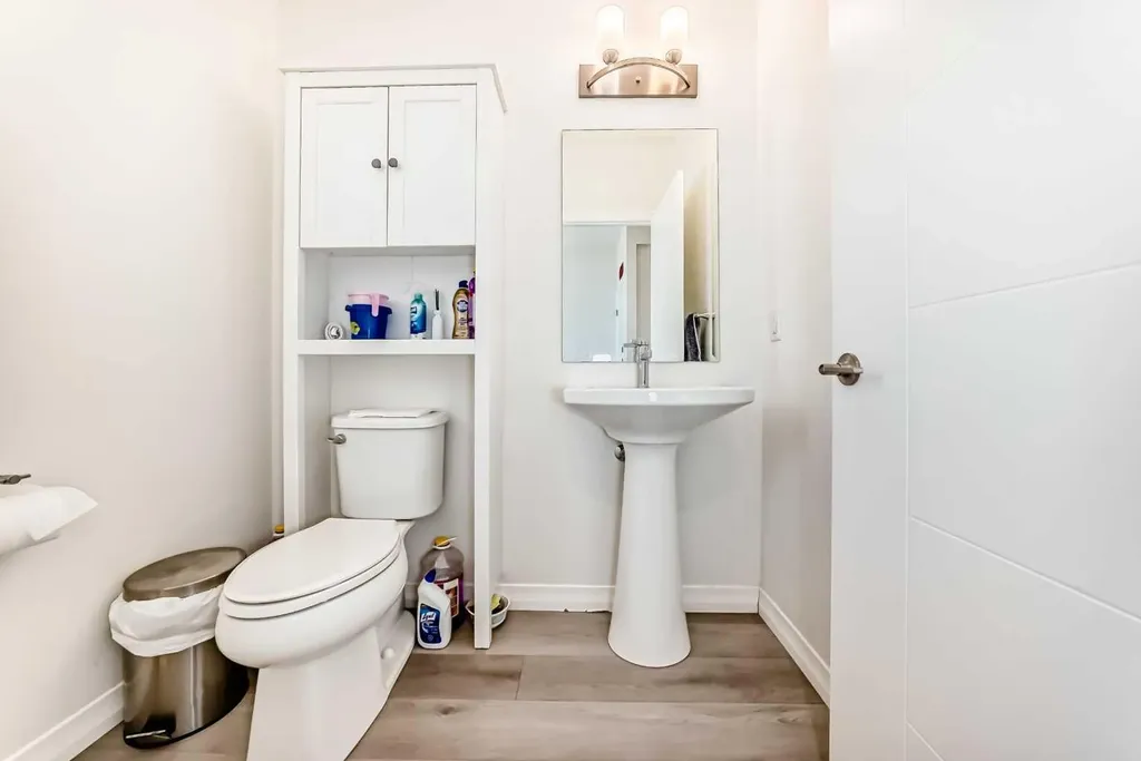 108 Wolf Creek Manor SE Calgary AB T2X 4A1