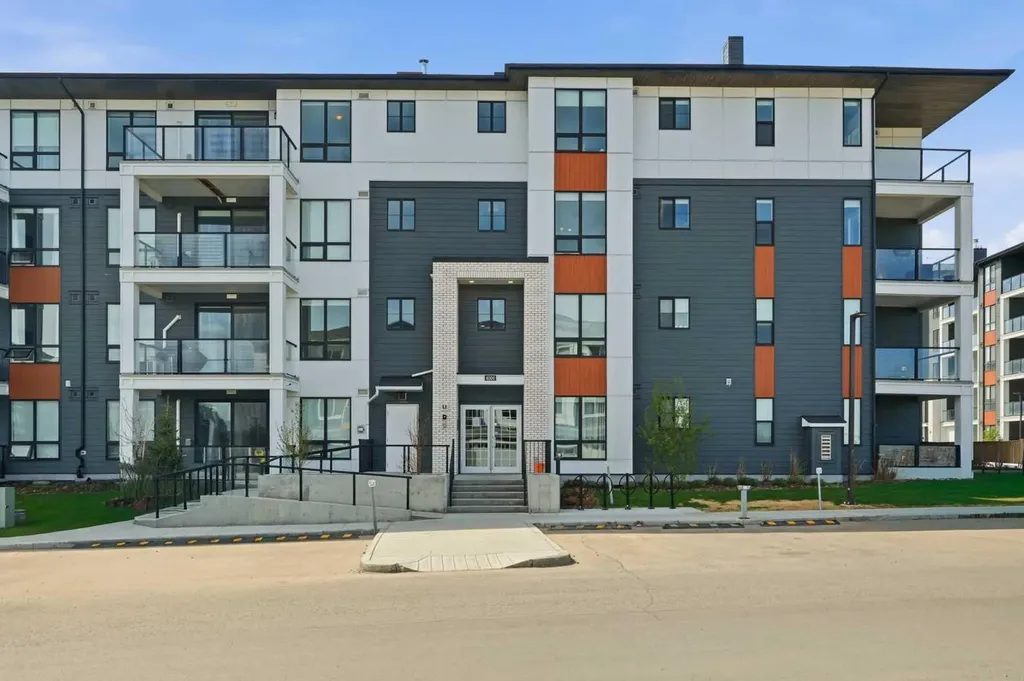 15 Sage Meadows Landing NW Calgary AB T3P 1E5