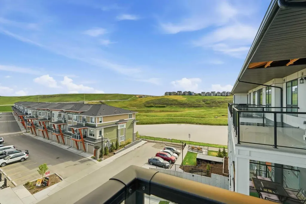 15 Sage Meadows Landing NW Calgary AB T3P 1E5