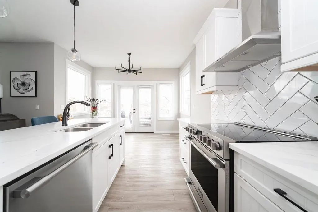 128 Dehoog Crescent Fort Mcmurray AB T9K2X3