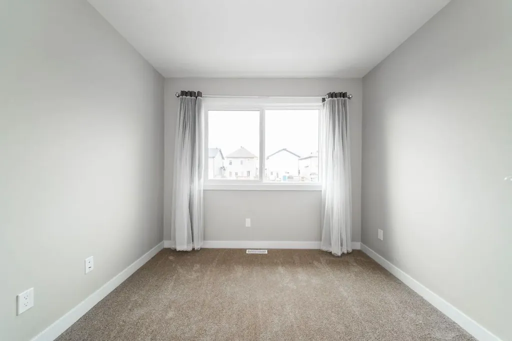 128 Dehoog Crescent Fort Mcmurray AB T9K2X3