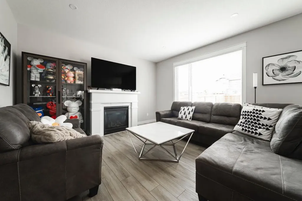 128 Dehoog Crescent Fort Mcmurray AB T9K2X3