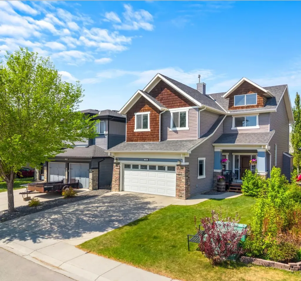 108 Coopers Grove SW Airdrie AB T4B 0G4